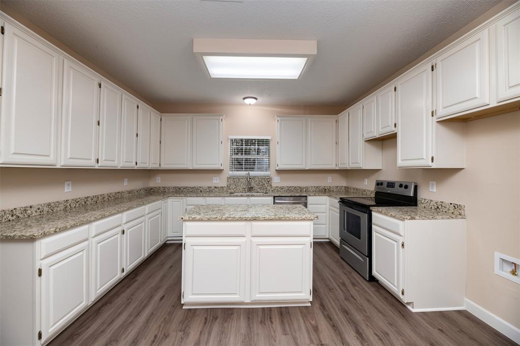 8302 Sebastian Frisco, TX 75035 - Photo 11 of 30