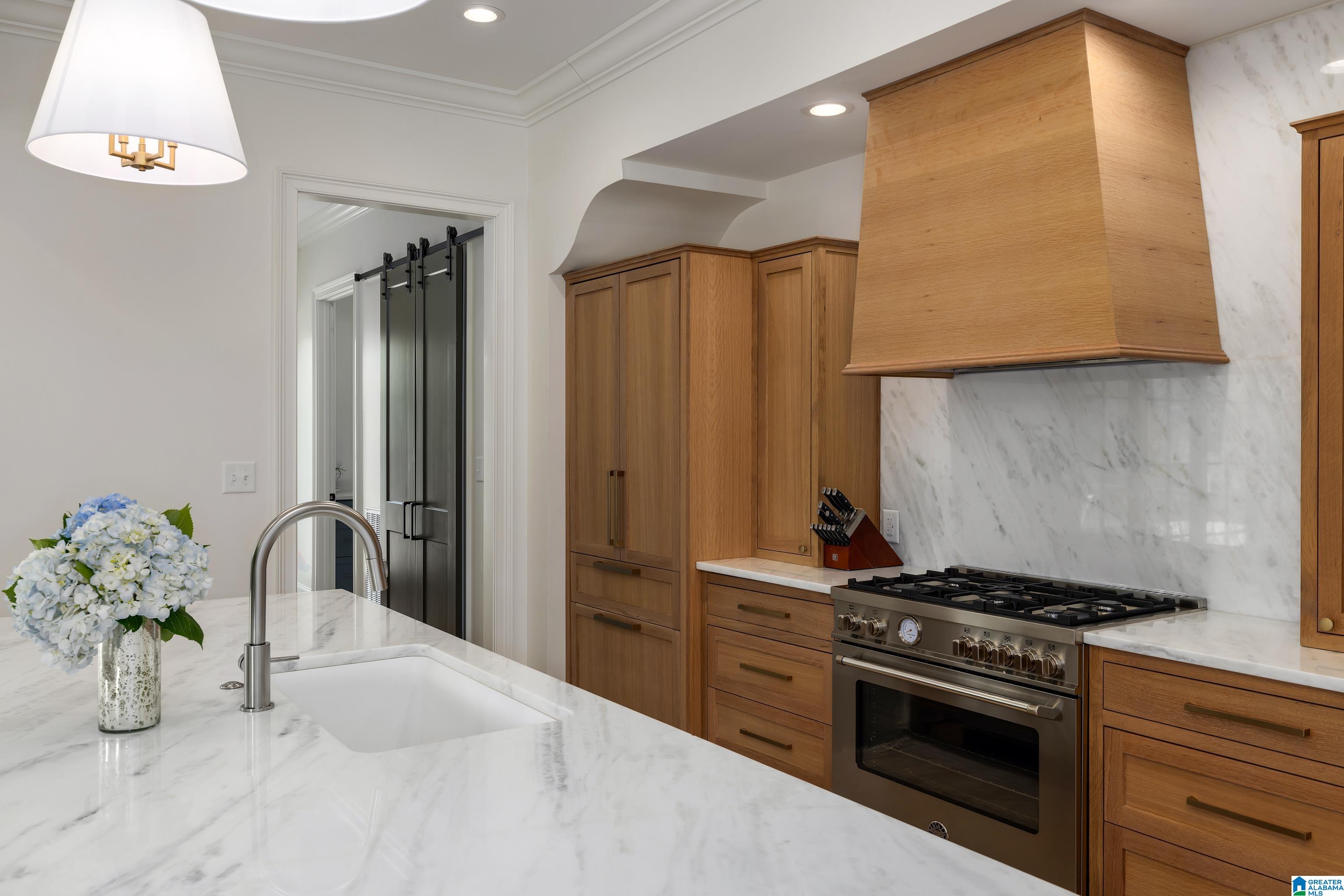 102 Ridge Road Birmingham, AL 35209 - Photo 27 of 78