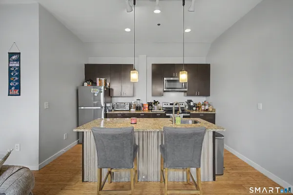 $217,500 | 881 Lafayette Boulevard, Unit 4L, Bridgeport, CT 06604