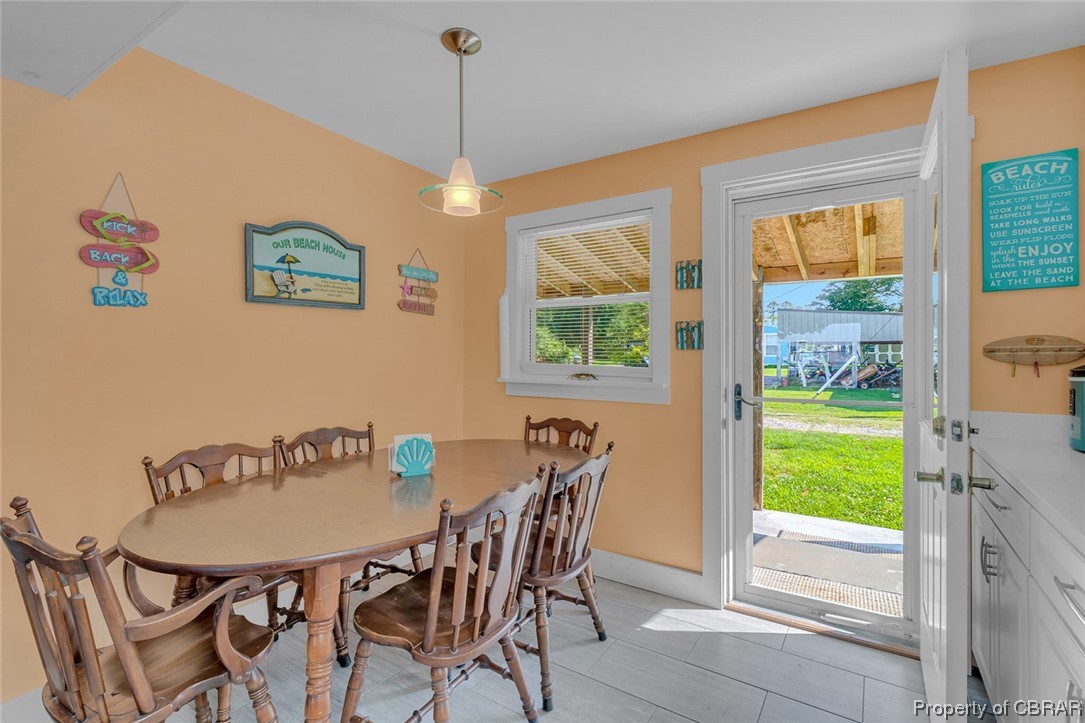 3879 Old Concord Road Gloucester, VA 23061 - Photo 7 of 43