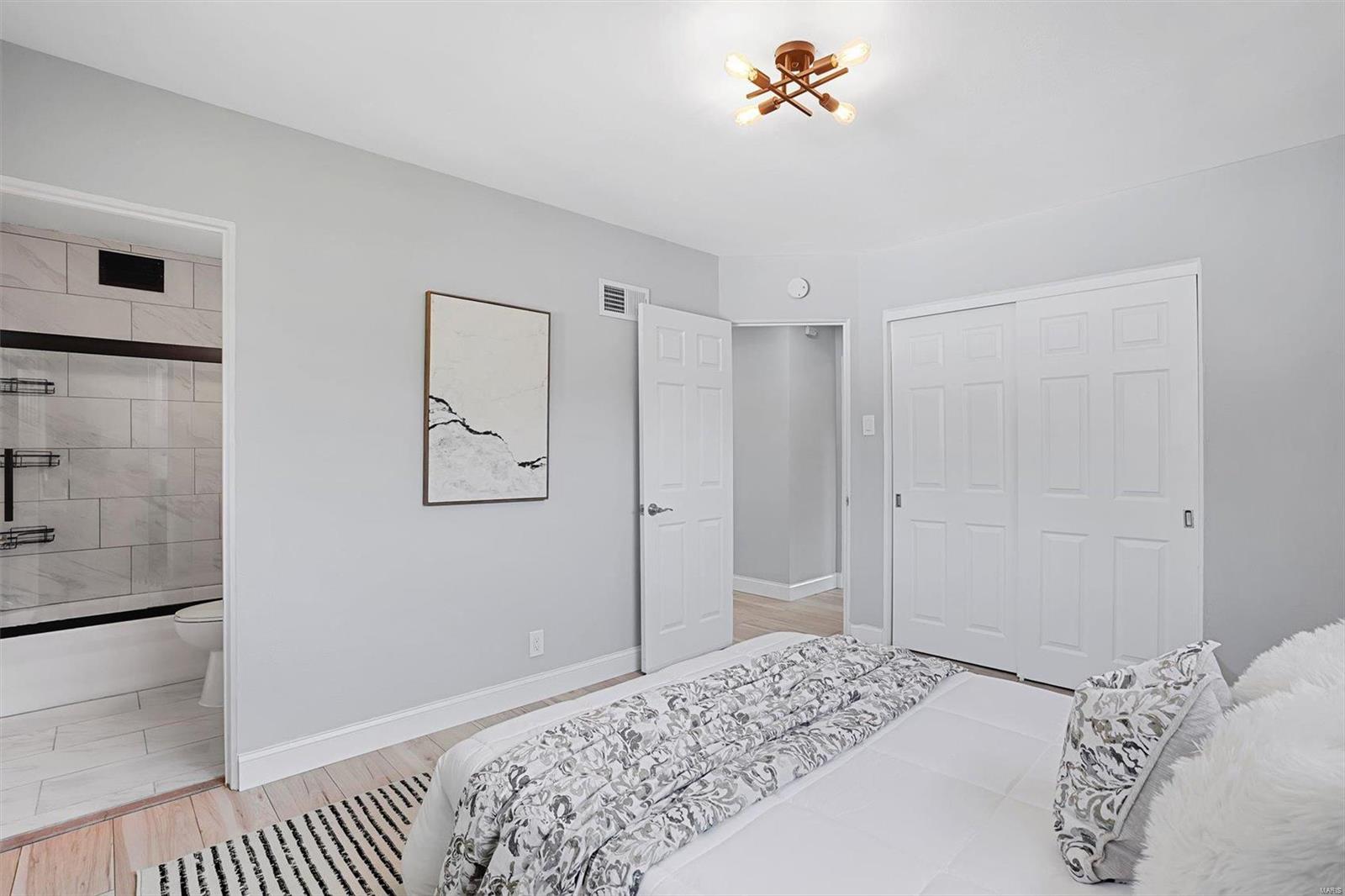 9903 Baptist Church Road St. Louis, MO 63126 - Photo 15 of 35 Gallery Image 15