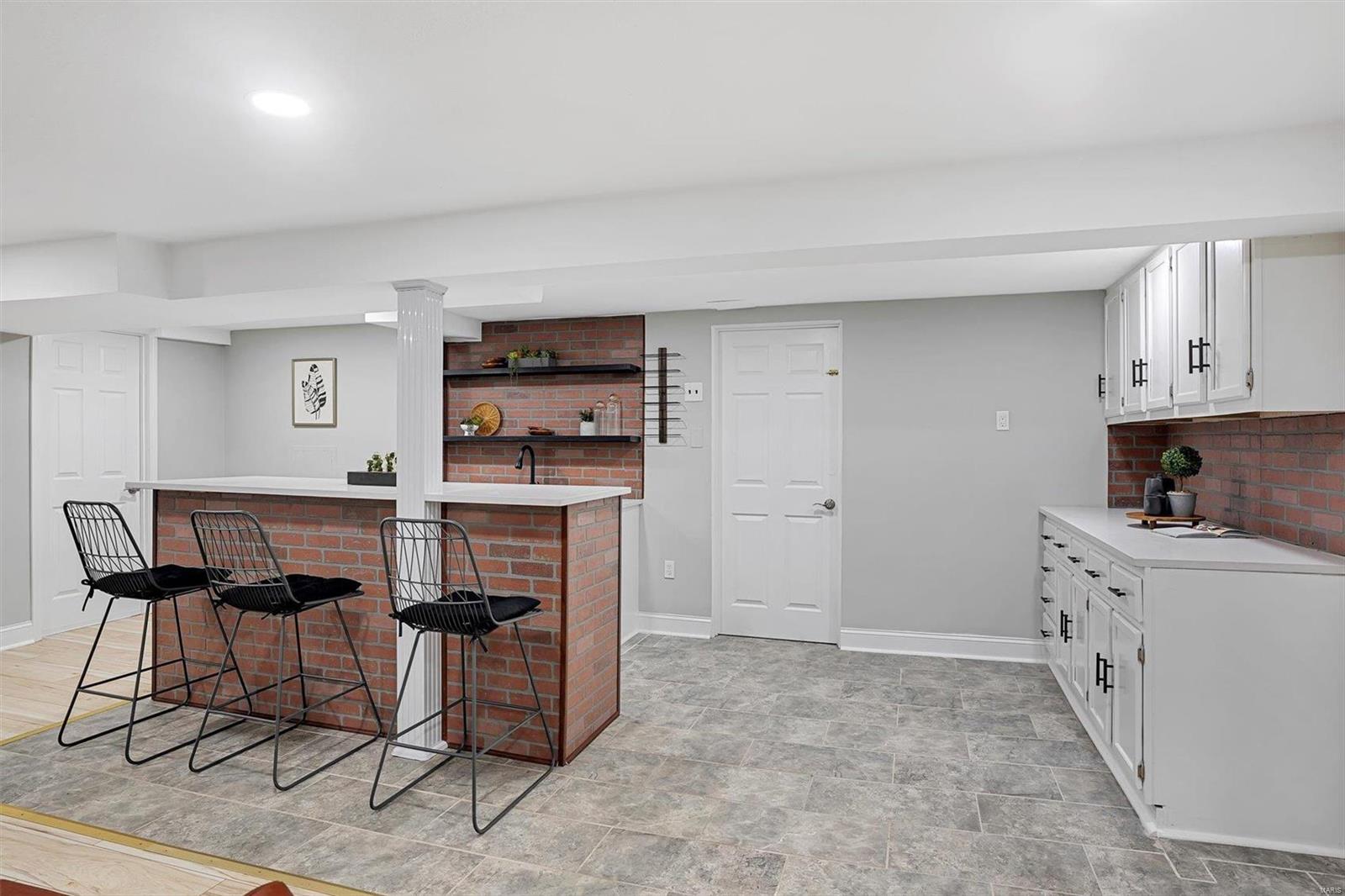 9903 Baptist Church Road St. Louis, MO 63126 - Photo 21 of 35 Gallery Image 21