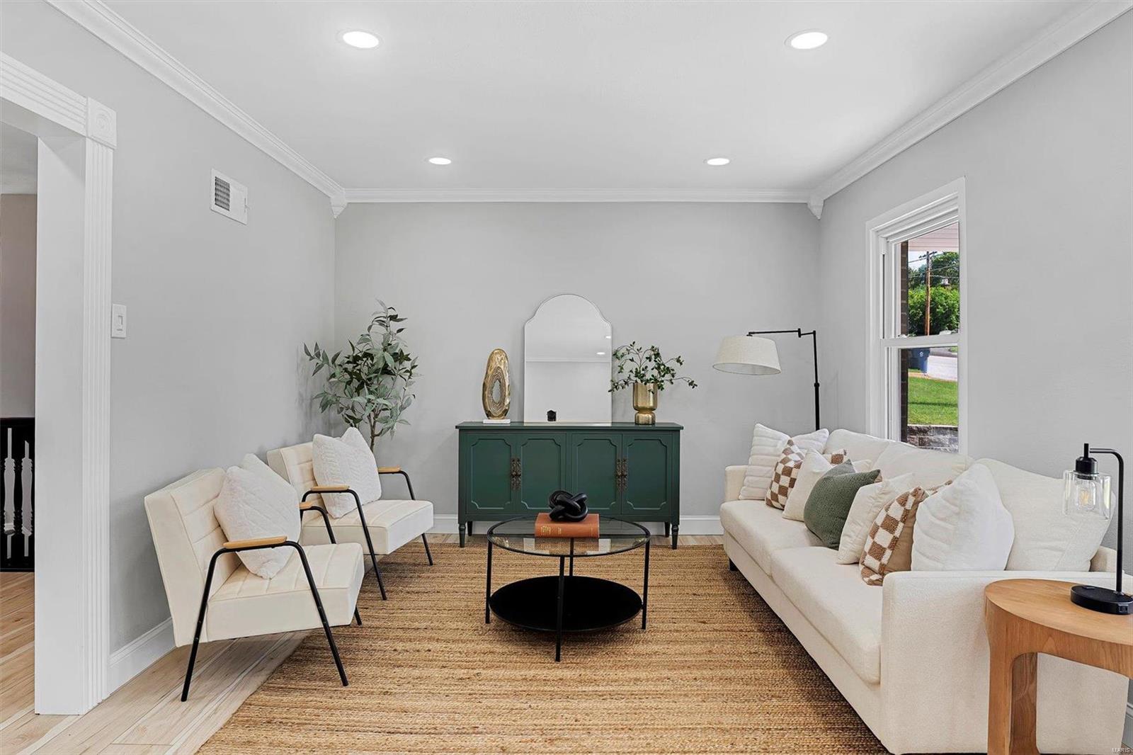9903 Baptist Church Road St. Louis, MO 63126 - Photo 6 of 35 Gallery Image 6