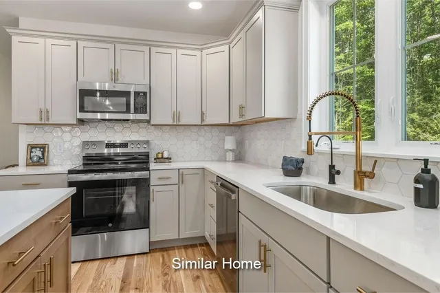 $999,500 | Lot 95 Megans Way, Unit 95, Epping, NH 03042