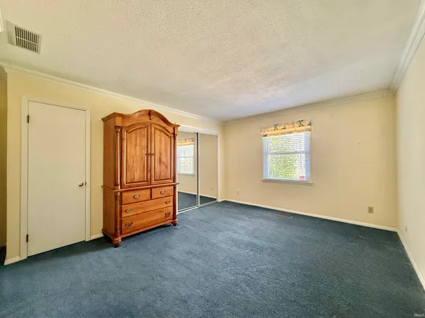 $314,900 | 7588 Broadview Drive, Newburgh, IN 47630