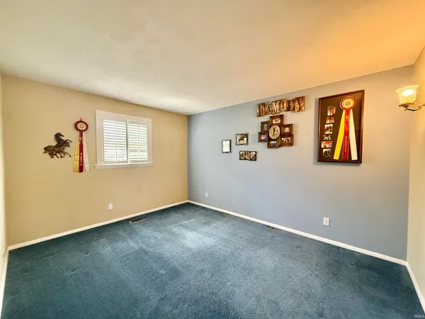 $314,900 | 7588 Broadview Drive, Newburgh, IN 47630