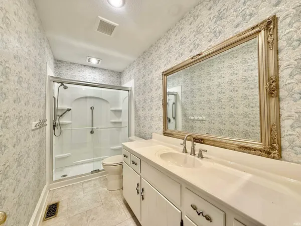 $314,900 | 7588 Broadview Drive, Newburgh, IN 47630