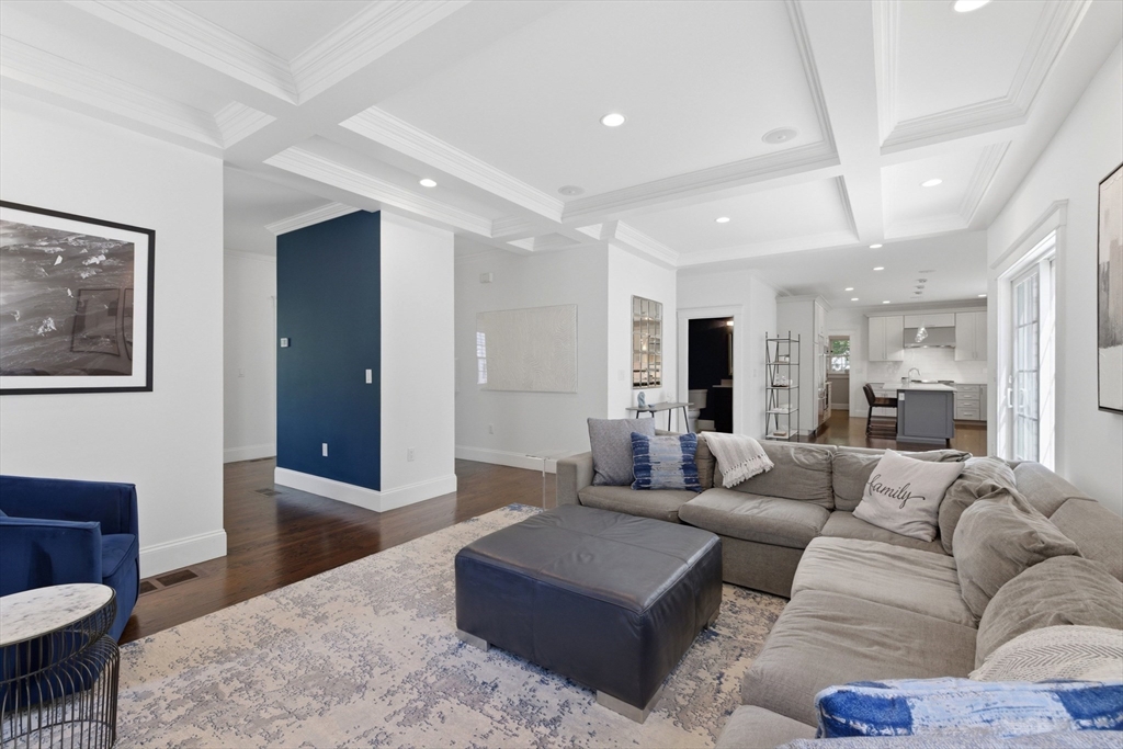 4 Augustus Road Lexington, MA 02421 - Photo 12 of 35