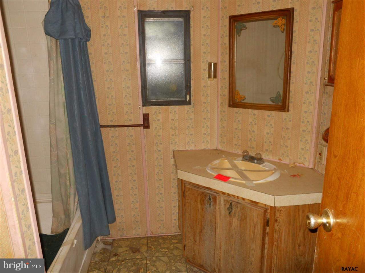 2290 Conewago Road Dover, PA 17315 - Photo 7 of 7 Gallery Image 7