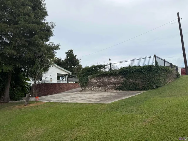 $549,000 | 58416 Bayou Road, Plaquemine, LA 70764