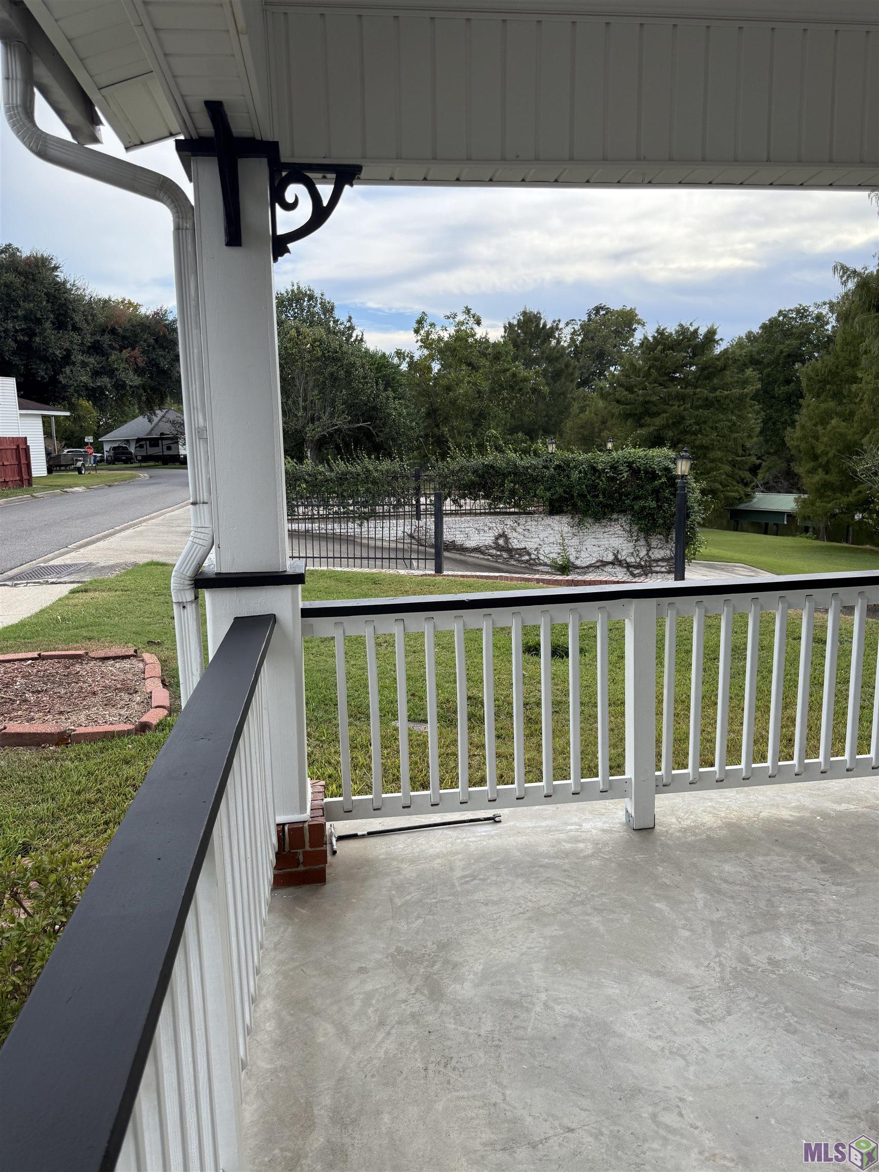 58416 Bayou Road Plaquemine, LA 70764 - Photo 6 of 60