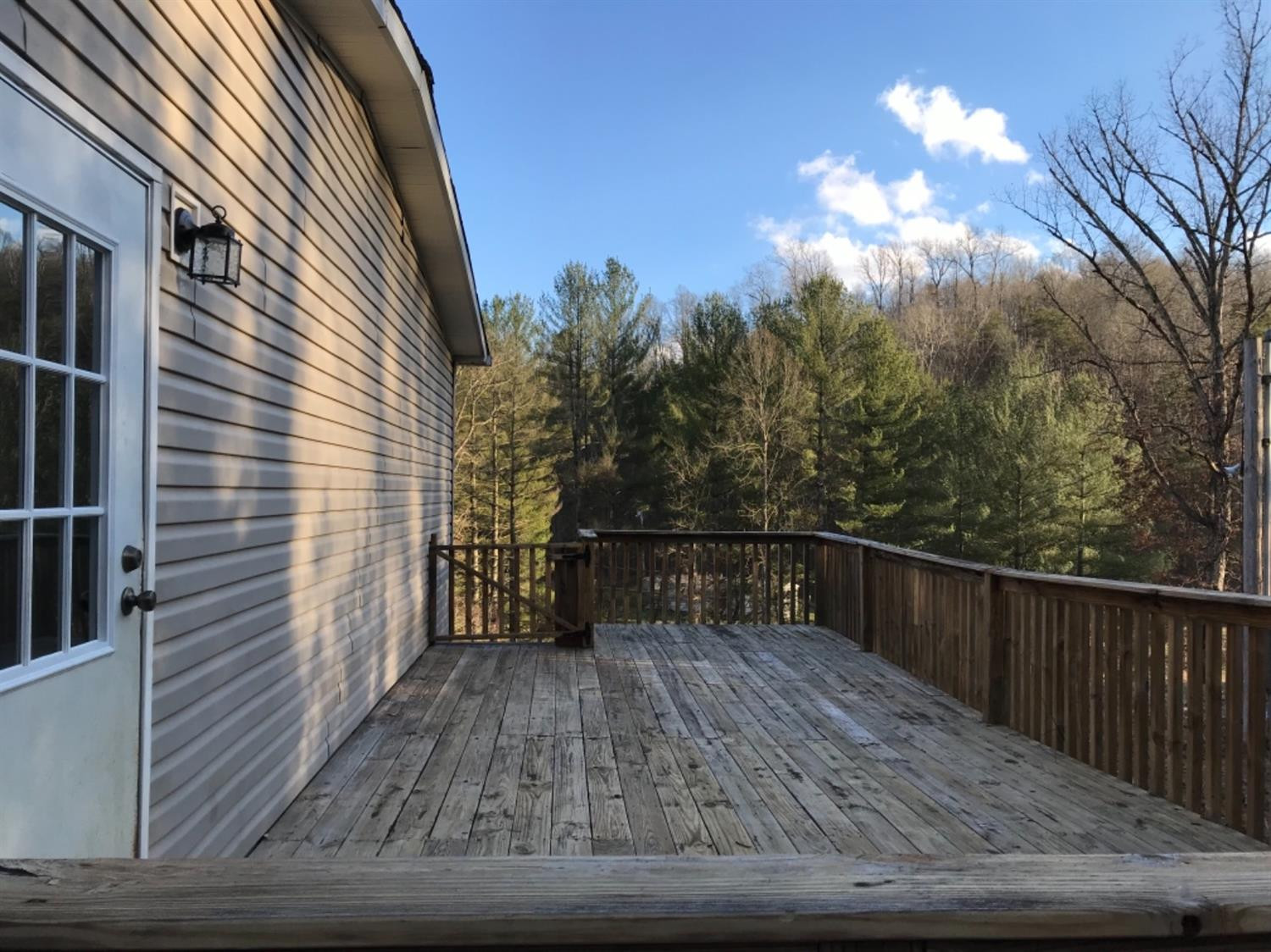 2870 Pleasant Valley Connector Road Argillite, KY 41121 - Photo 18 of 19 Listing Photo