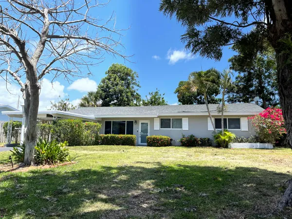 $4,100 | 465 Northeast 34th Street, Boca Raton, FL 33431