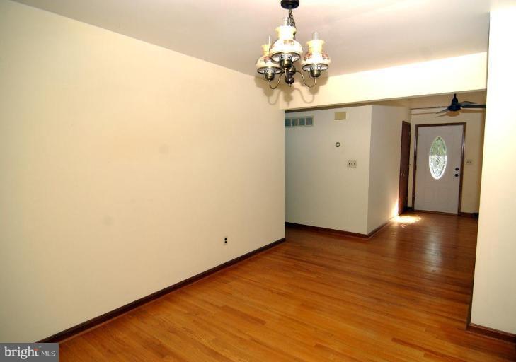 14913 Dunstan Lane Monkton, MD 21111 - Photo 11 of 21 Dining Area