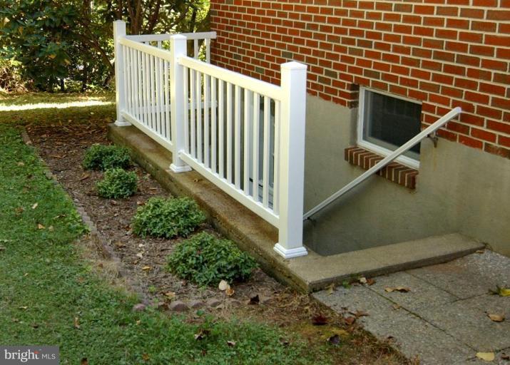 14913 Dunstan Lane Monkton, MD 21111 - Photo 17 of 21 Exterior #2