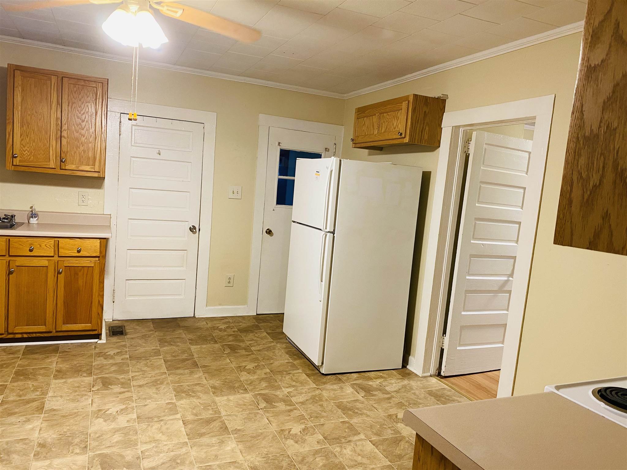 157 Square Converse Sc 29329 Converse, SC 29329 - Photo 6 of 16