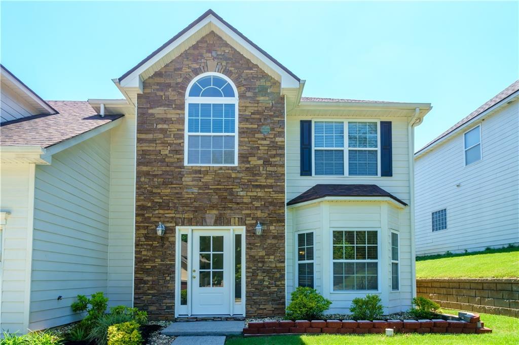 435 Rockbass Road Suwanee, GA 30024 - Photo 3 of 39