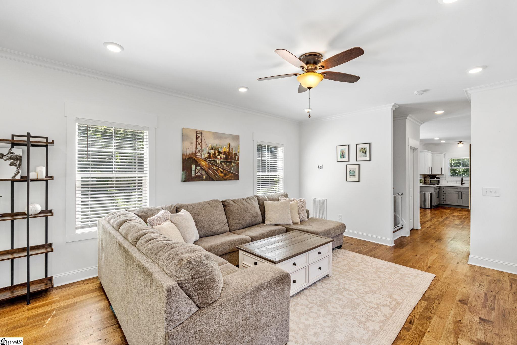 7 Railroad Street Greenville, SC 29607 - Photo 6 of 37