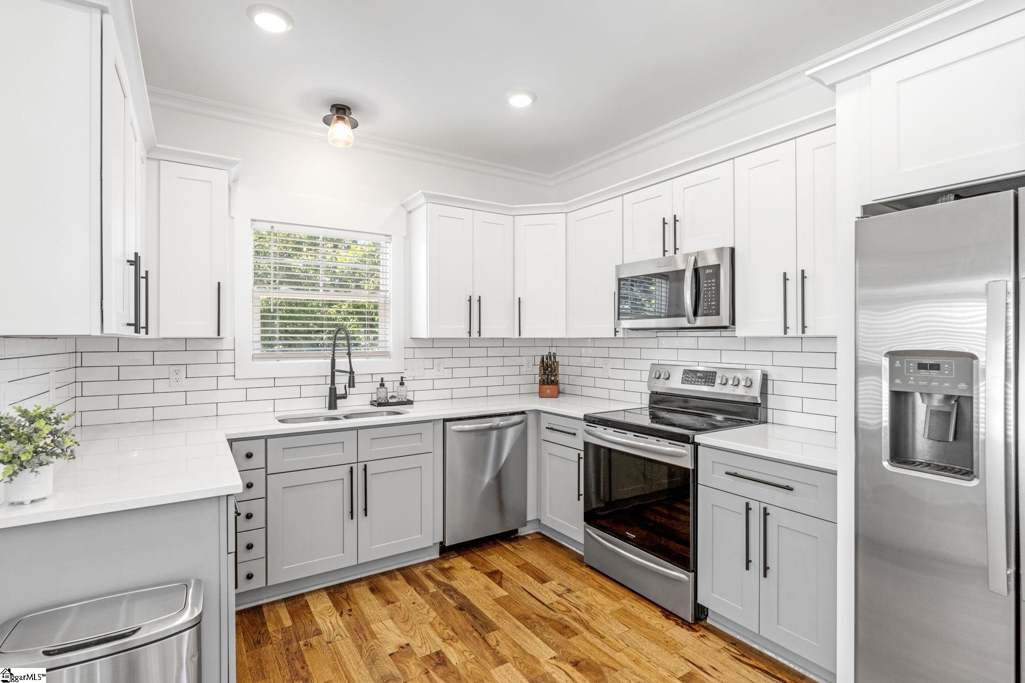 7 Railroad Street Greenville, SC 29607 - Photo 10 of 37