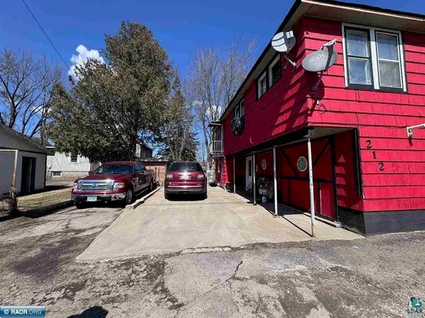 $74,900 | 212 South 10th Street, Virginia, MN 55792