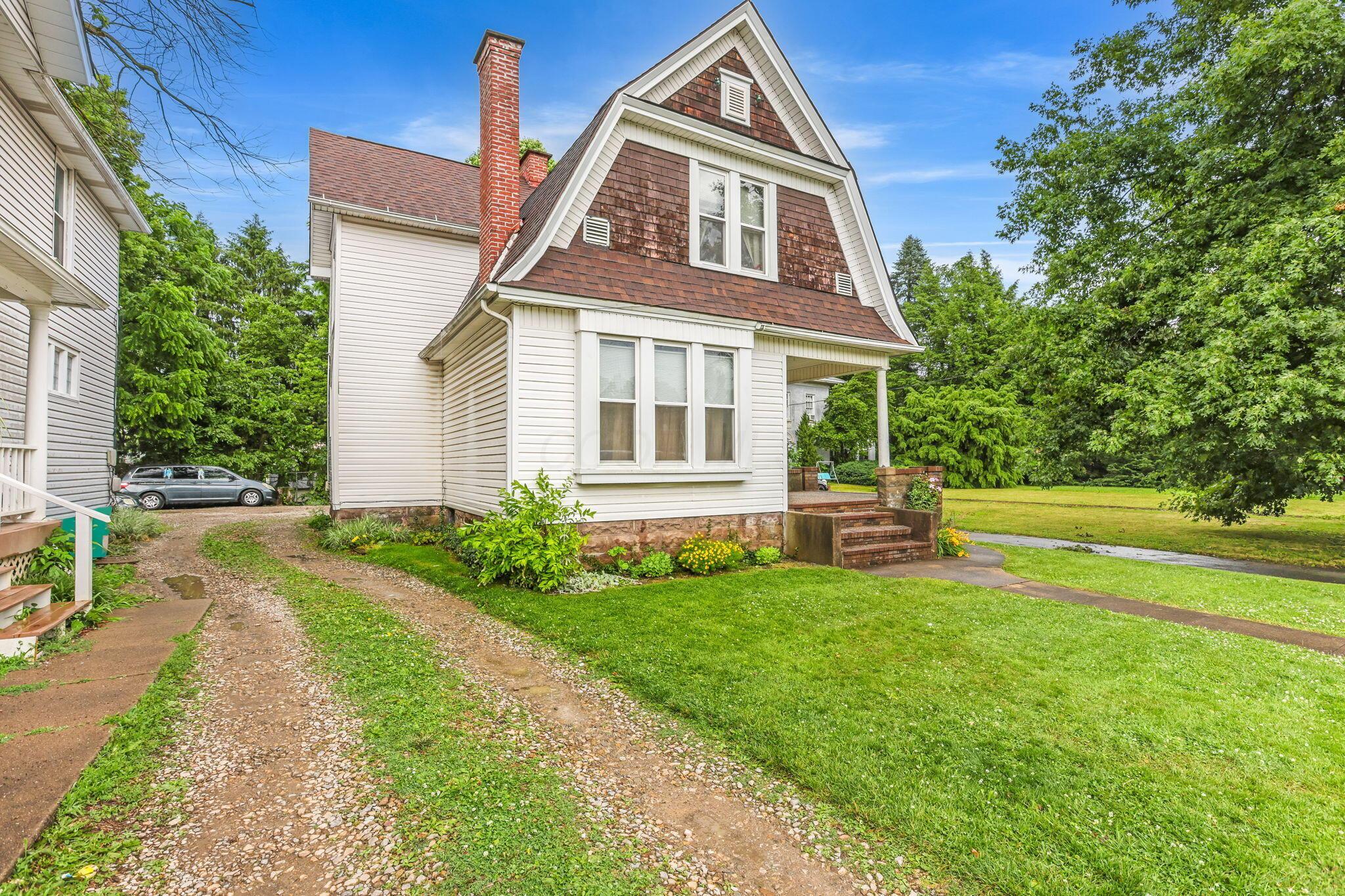 574 Mt Vernon Road Newark, OH 43055 - Photo 2 of 41