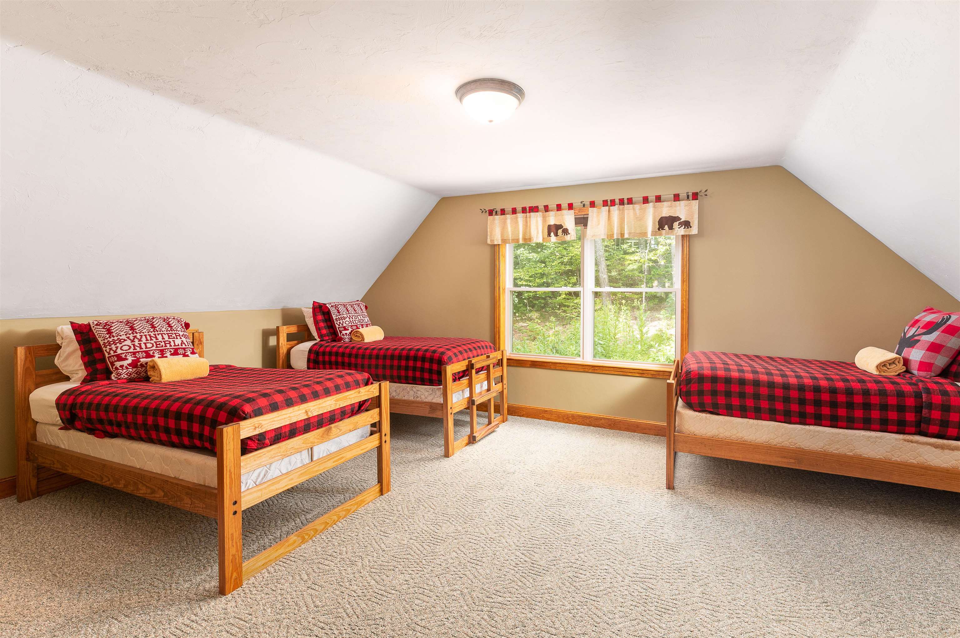 122 Suren Road Conway, NH 03860 - Photo 14 of 40