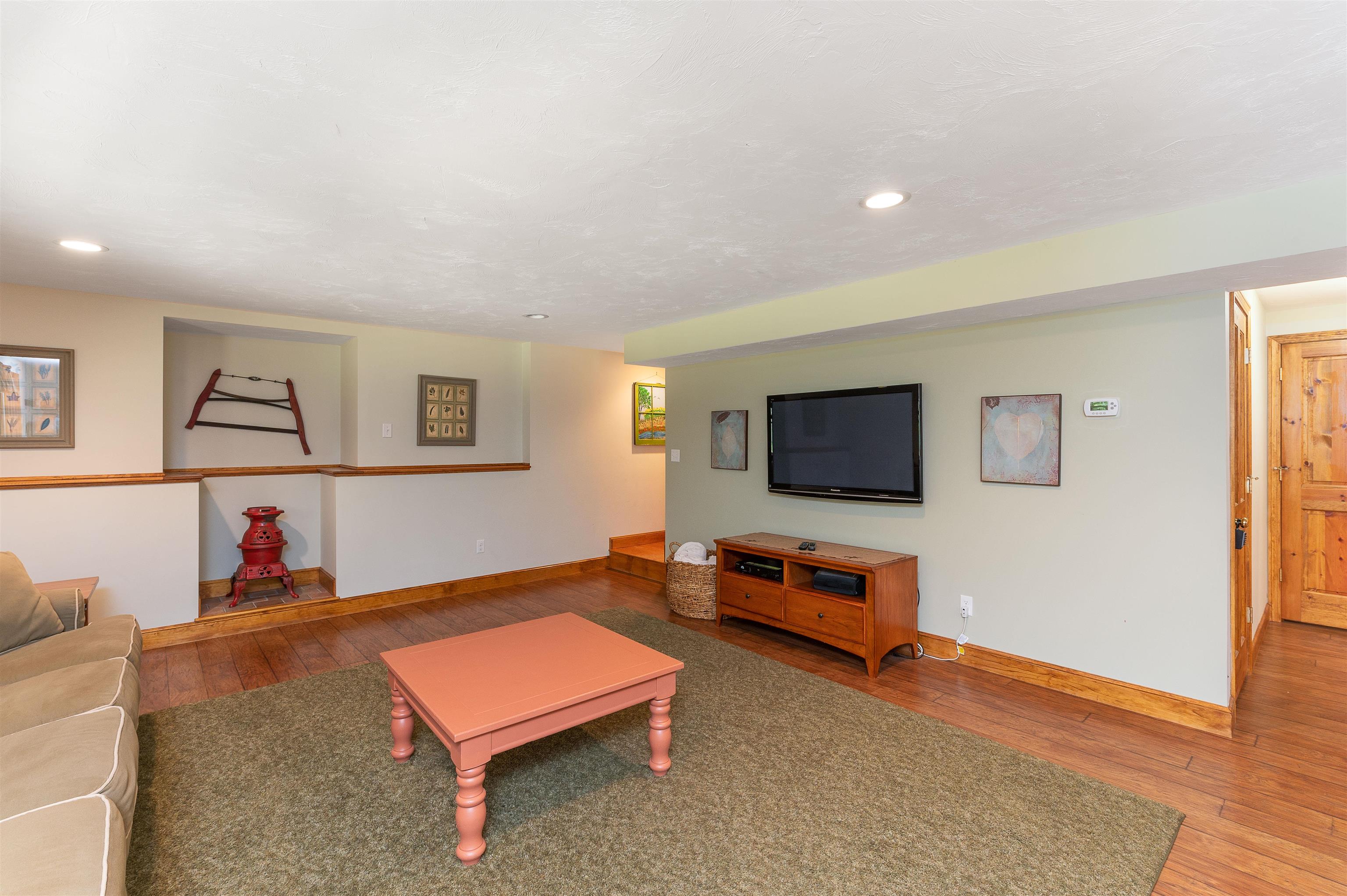 122 Suren Road Conway, NH 03860 - Photo 18 of 40