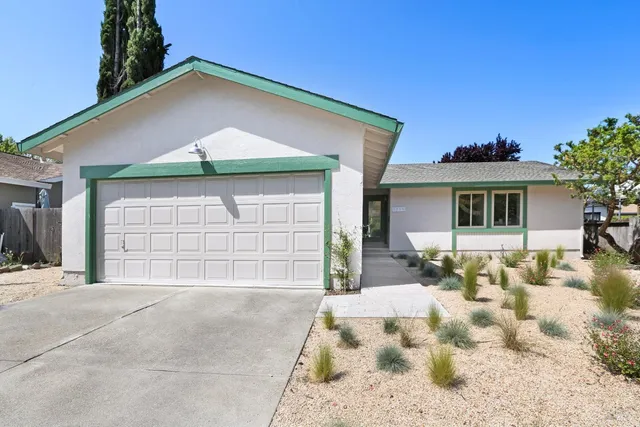 $749,000 | 1715 Calavaras Drive, Santa Rosa, CA 95405