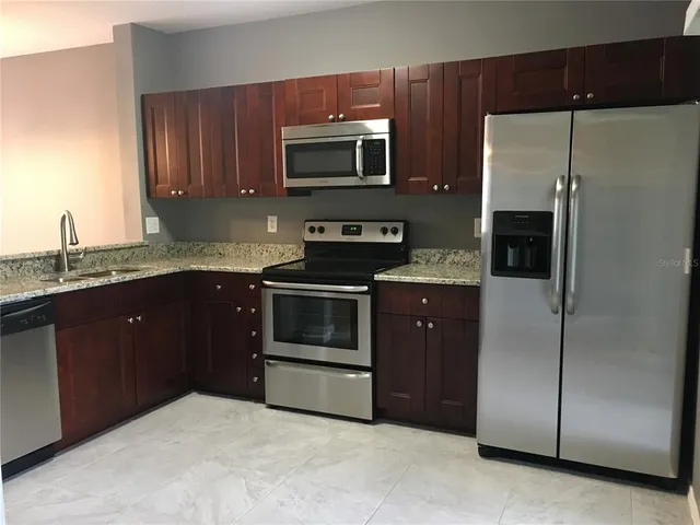 $1,800 | 2469 Lake Woodberry Circle, Brandon, FL 33510