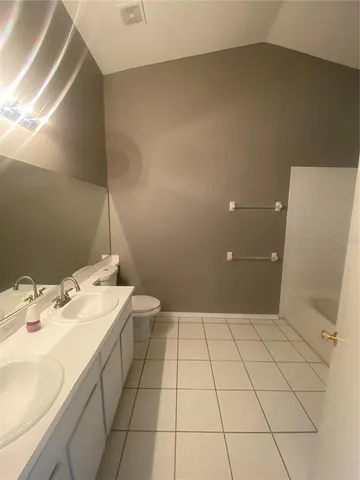 $1,800 | 2469 Lake Woodberry Circle, Brandon, FL 33510