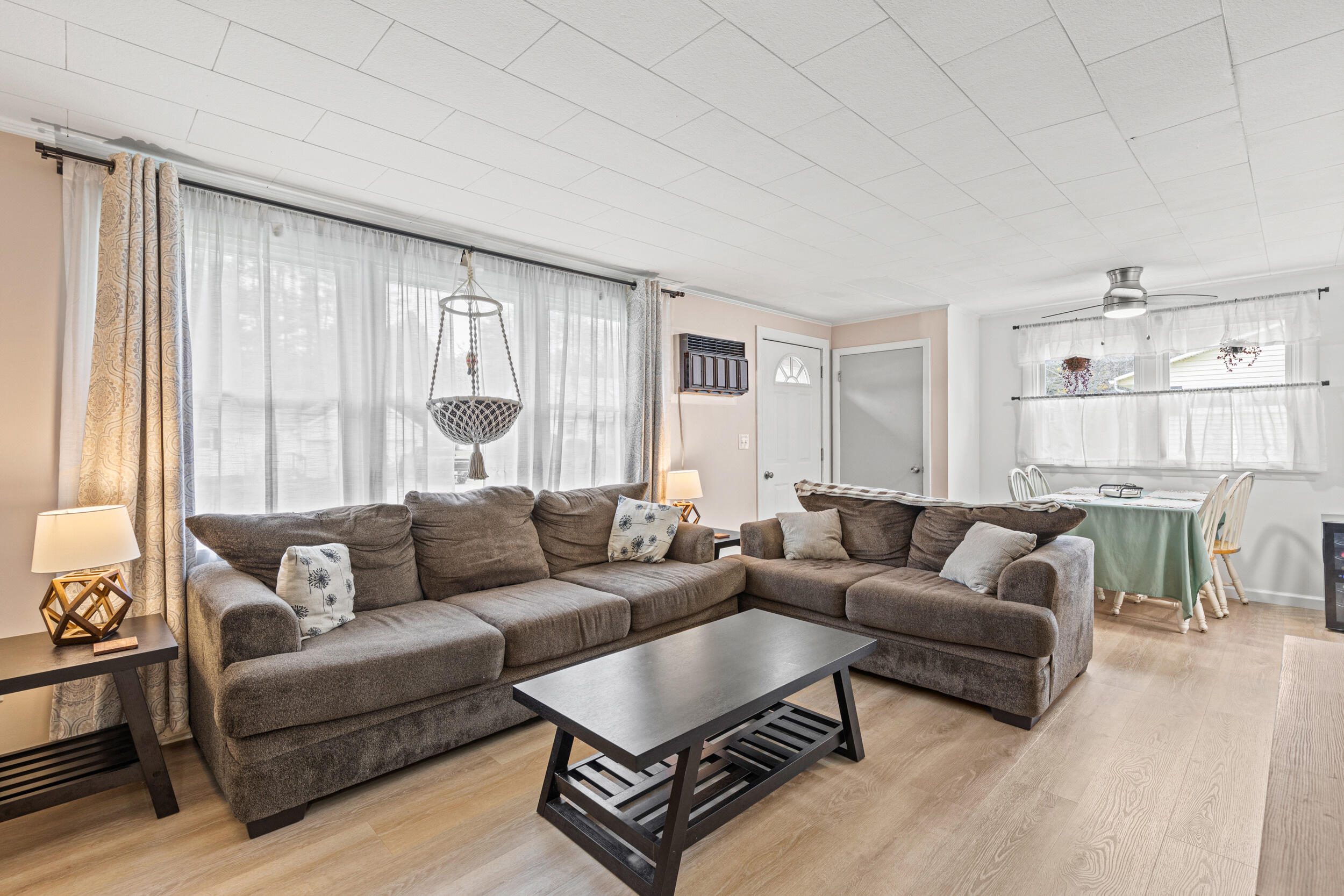 9 David Street Lisbon, ME 04252 - Photo 9 of 30 Living Room