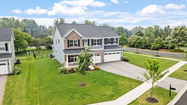 $725,000 | 26315 Elizabeth Court, Plainfield, IL 60585