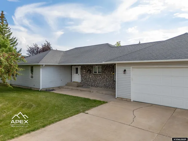 $574,000 | 149 Toponce Drive, Evanston, WY 82930