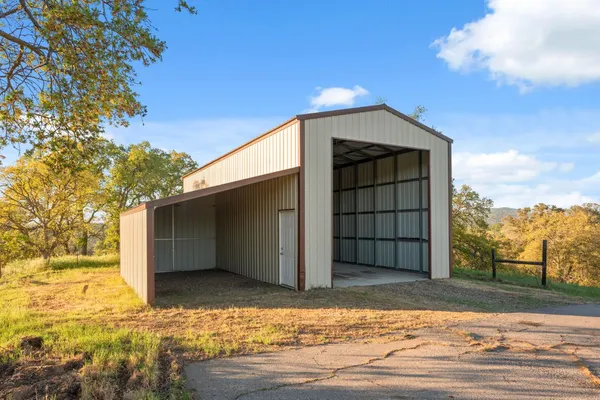 $895,000 | 26882 Road 400, Madera, CA 93636