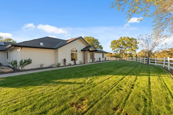 $895,000 | 26882 Road 400, Madera, CA 93636