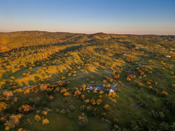 $895,000 | 26882 Road 400, Madera, CA 93636