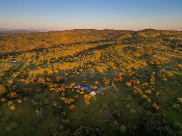 $895,000 | 26882 Road 400, Madera, CA 93636