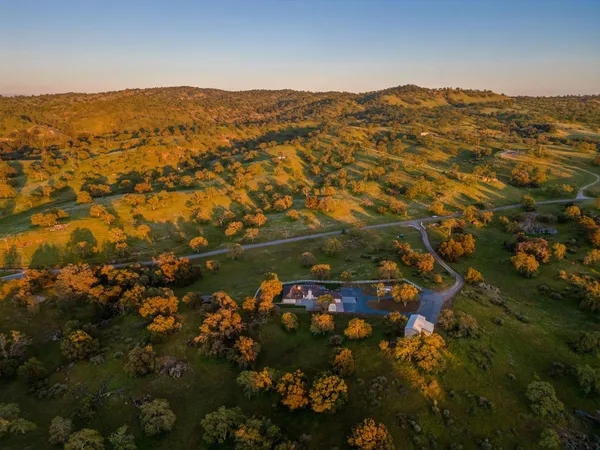 $895,000 | 26882 Road 400, Madera, CA 93636