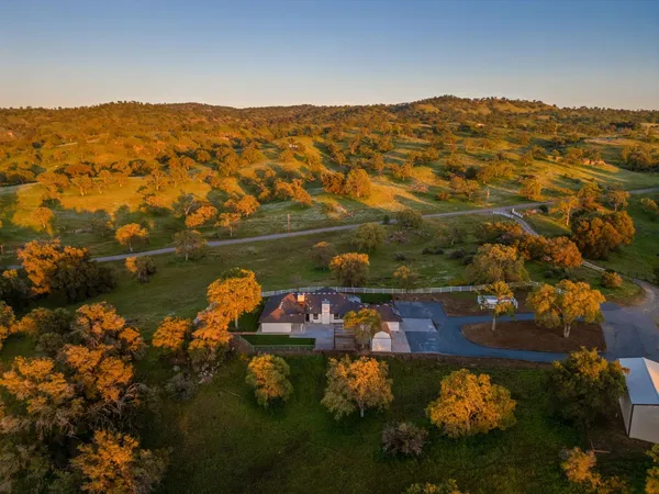 $895,000 | 26882 Road 400, Madera, CA 93636