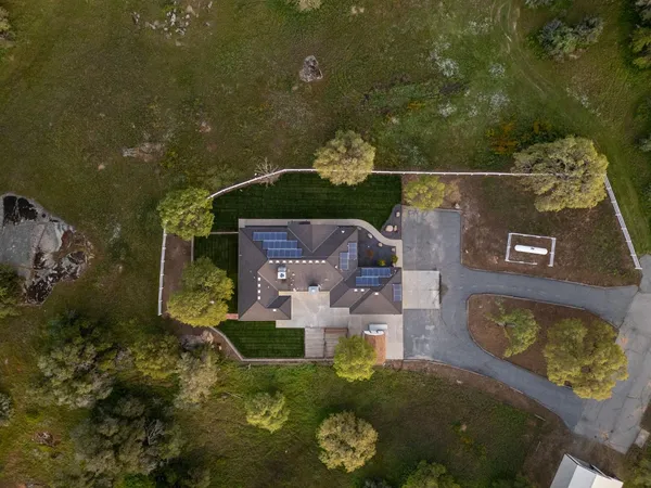 $895,000 | 26882 Road 400, Madera, CA 93636