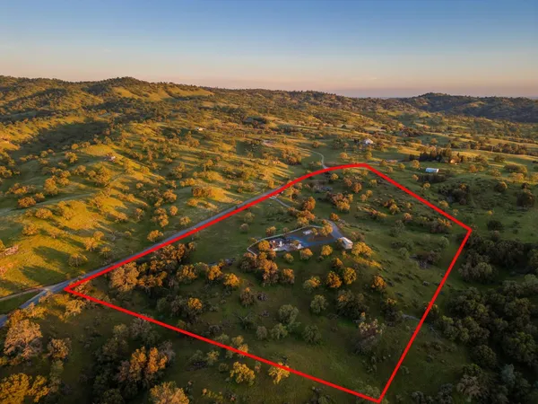 $895,000 | 26882 Road 400, Madera, CA 93636