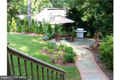 1920 Grace Church Road Silver Spring, MD 20910 - Photo 17 of 28 Exterior (Rear)