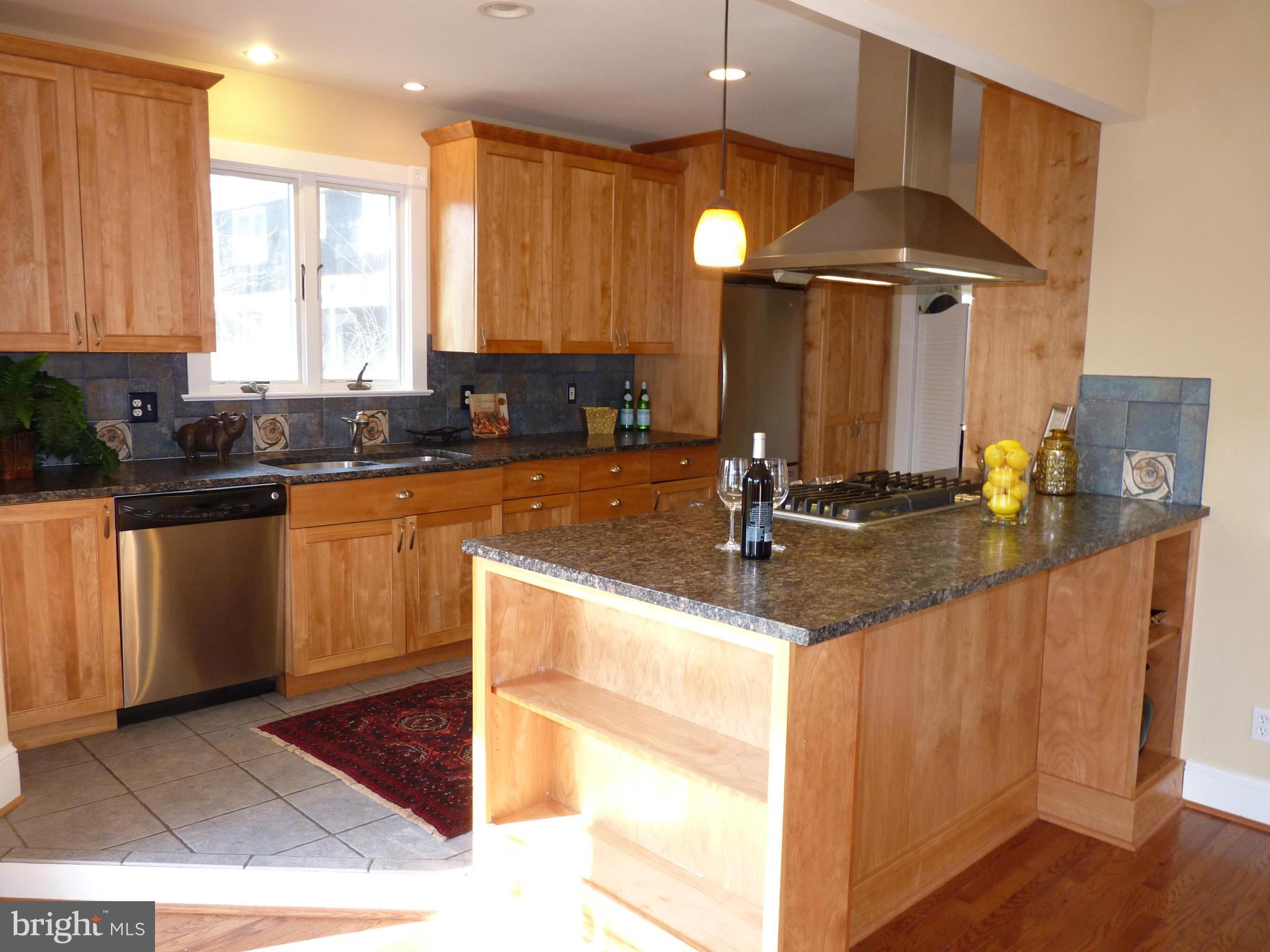 1920 Grace Church Road Silver Spring, MD 20910 - Photo 3 of 28 Kitchen