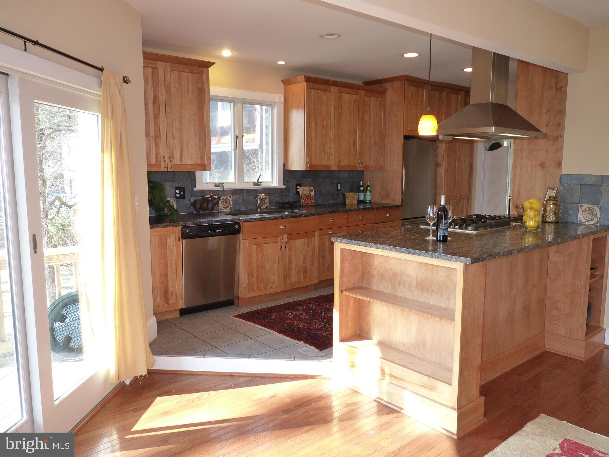 1920 Grace Church Road Silver Spring, MD 20910 - Photo 10 of 28 Kitchen