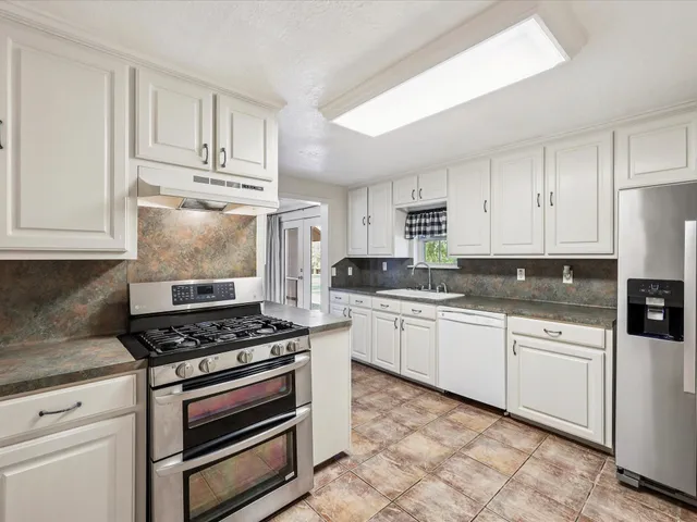 $475,000 | 234 Private Road 7023, Kirbyville, TX 75956