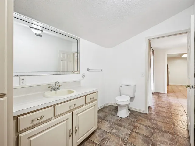 $475,000 | 234 Private Road 7023, Kirbyville, TX 75956