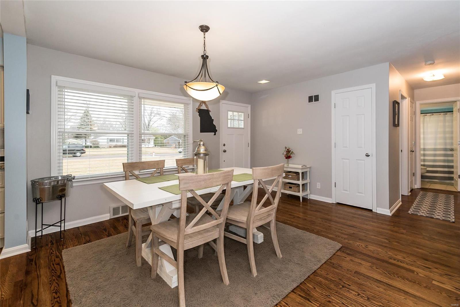 147 Timbercrest Road St. Louis, MO 63122 - Photo 5 of 21 Gallery Image 5