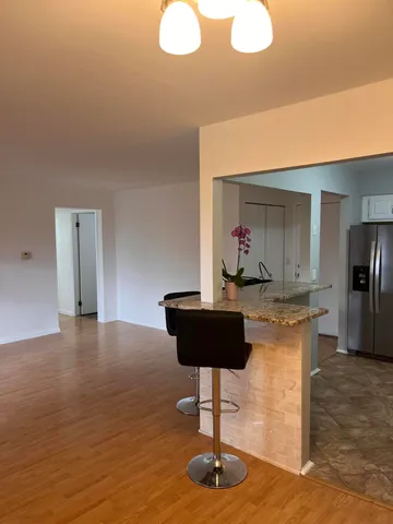 $1,350 | 30445 West 14 Mile Road, Unit 59, Farmington Hills, MI 48334