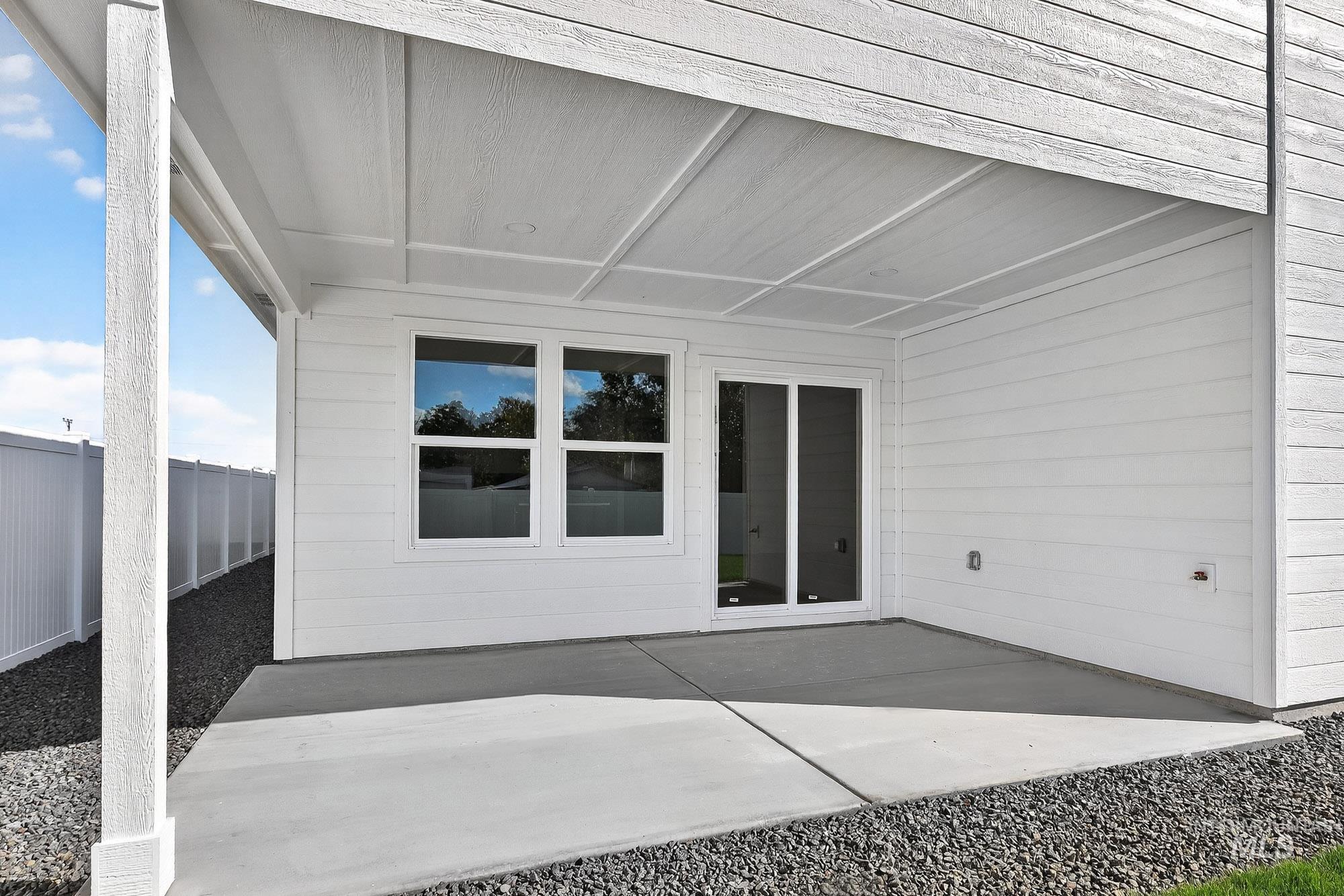 1158 Velvet Loop Wilder, ID 83676 - Photo 29 of 34 View of patio