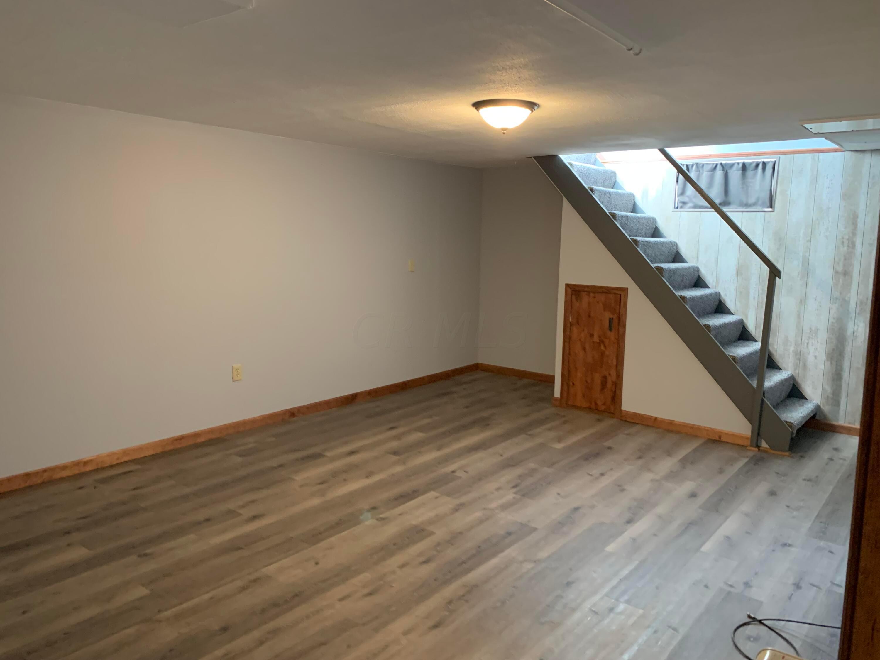 424 Watt Street Circleville, OH 43113 - Photo 35 of 43 Livingroom Down 1